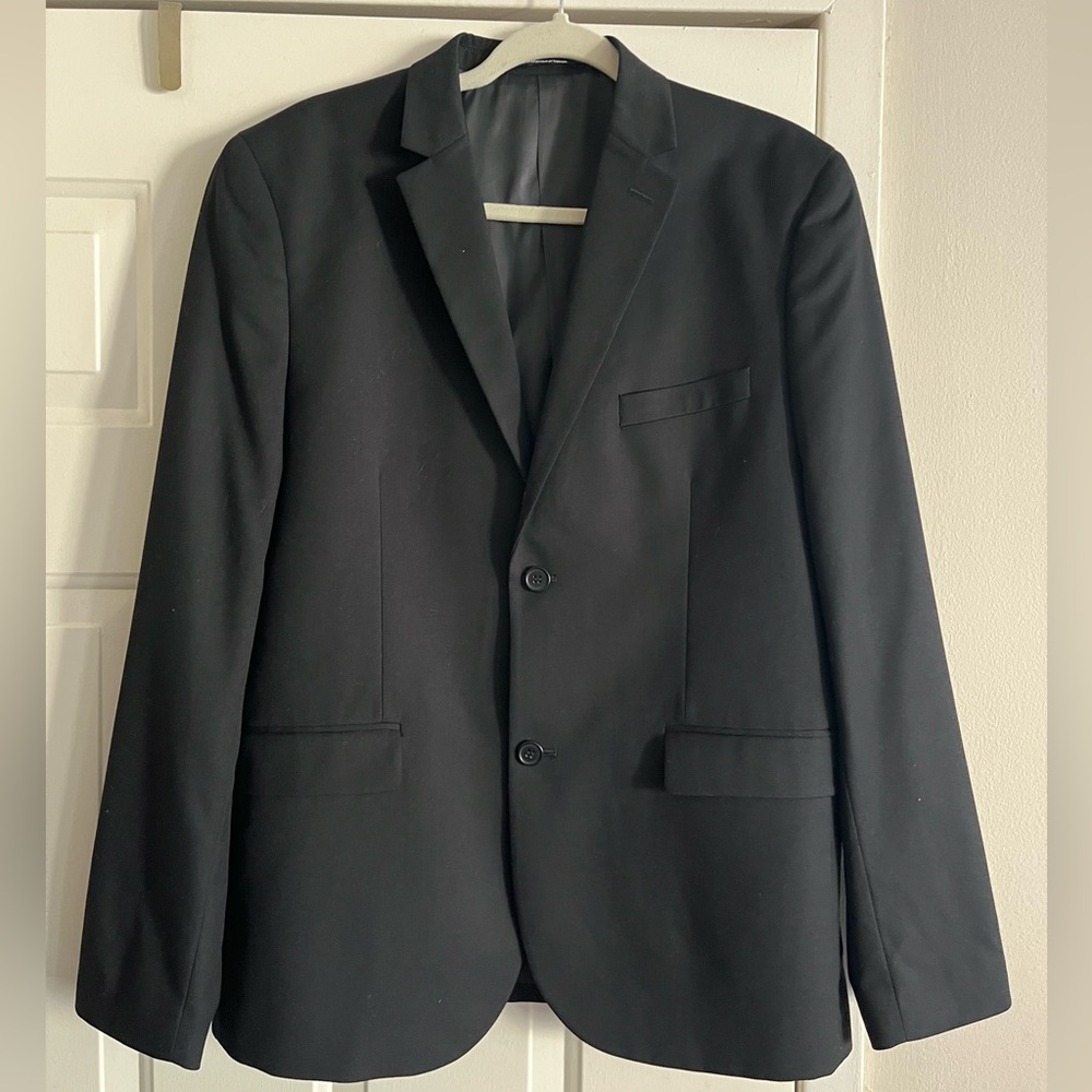 Men’s Black Suit Jacket!